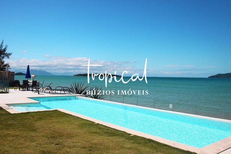 FL16 - Flat em condomínio pé na areia em Búzios