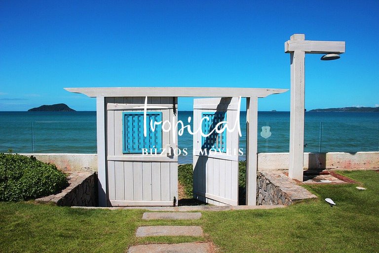 FL16 - Flat em condomínio pé na areia em Búzios