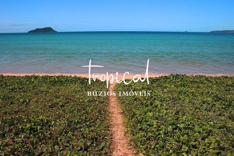 FL16 - Flat em condomínio pé na areia em Búzios