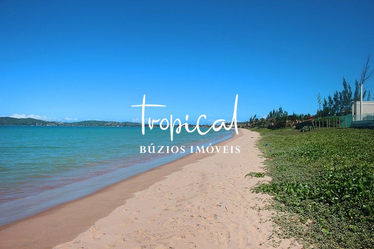 FL16 - Flat em condomínio pé na areia em Búzios