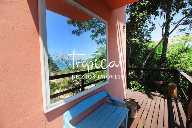 GB18 - Casa com vista e acesso privativo à praia da Ferradur