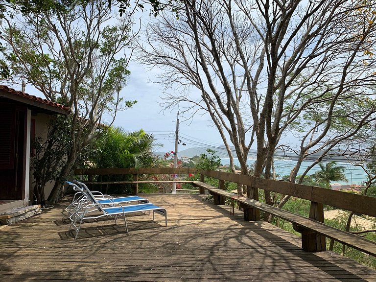 FI25 - Chalé charmoso com vista panorâmica da praia de Gerib
