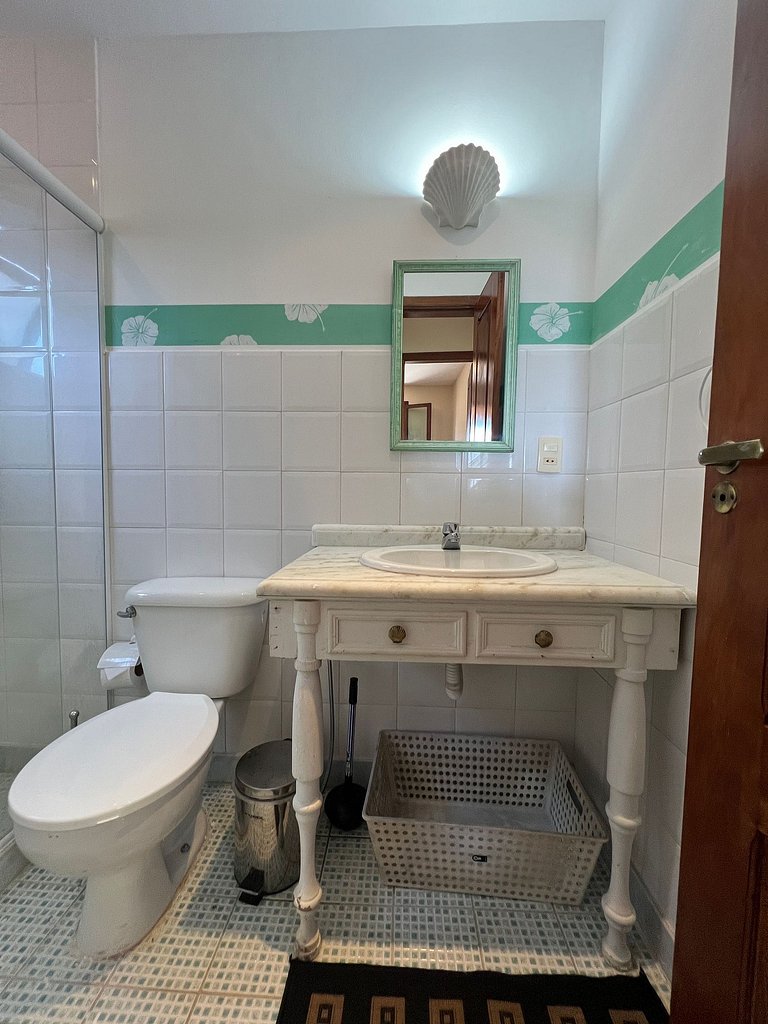 GB41 - Jasmim · Casa Simpática Completa com Vista Linda de G