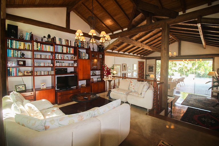 FA40 · Ferradura Garden House