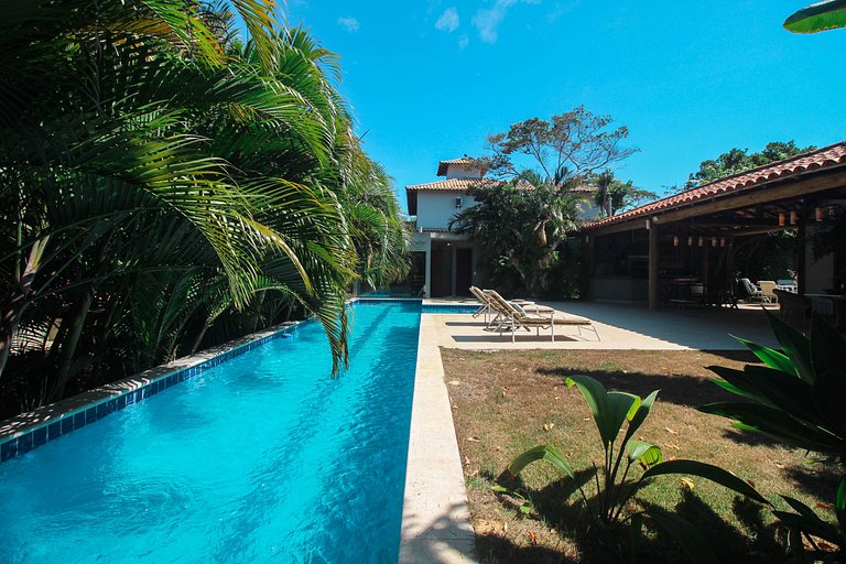 FA40 · Ferradura Garden House