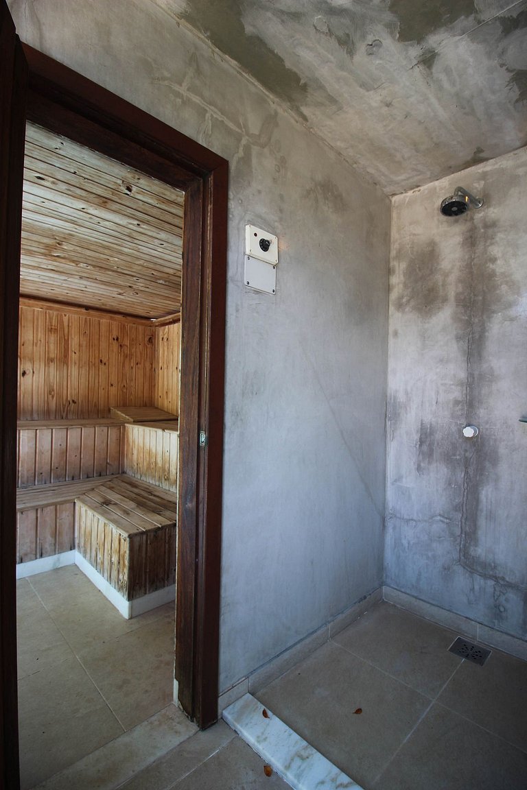 FA40 · Ferradura Garden House