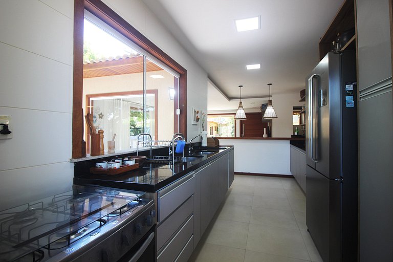 MG53 - Linda casa em Manguinhos
