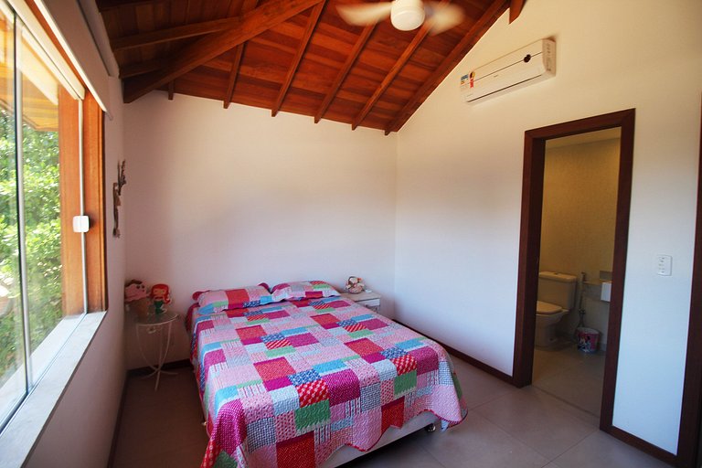 MG53 - Linda casa em Manguinhos