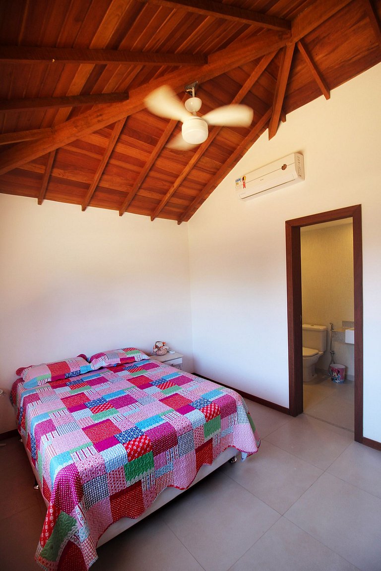 MG53 - Linda casa em Manguinhos