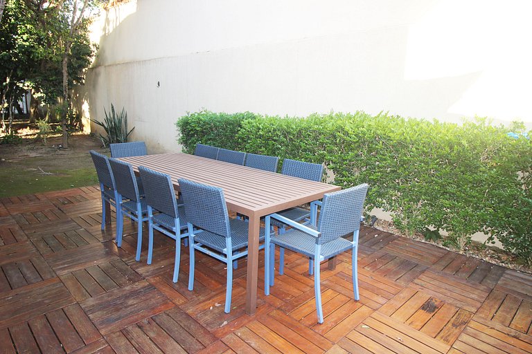 MG54 - Linda casa com piscina em condomínio