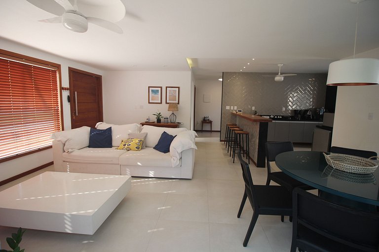 MG56 - Linda casa em condomínio em Manguinhos.