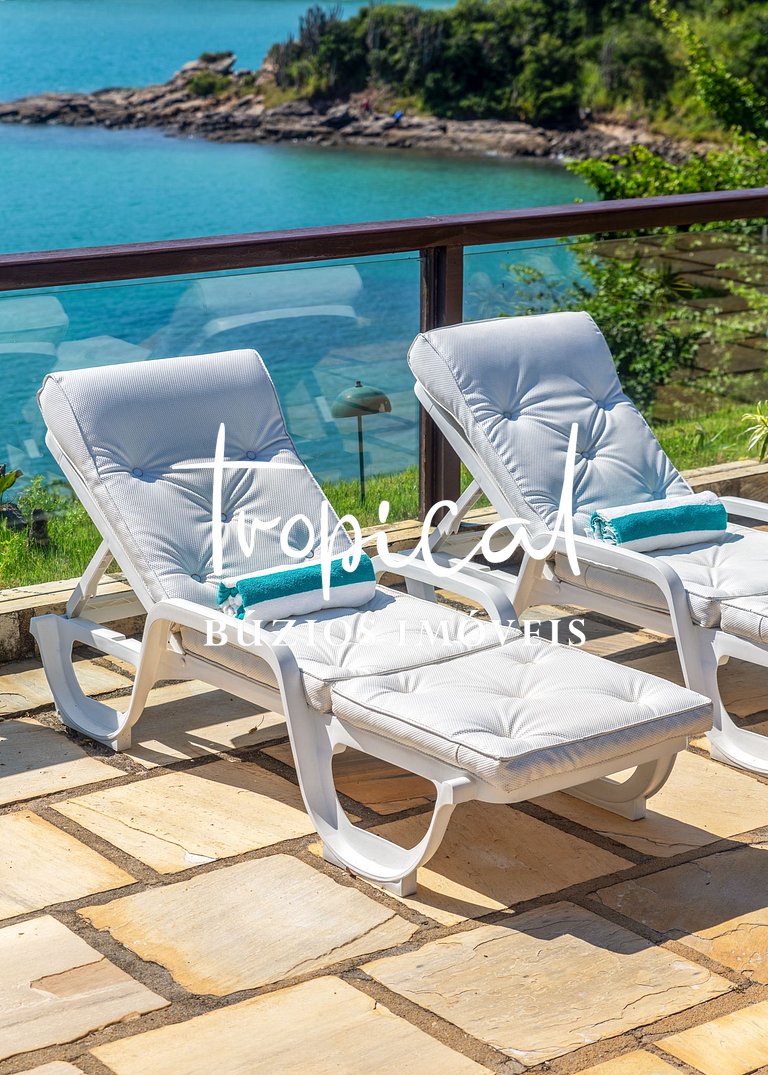 Casa na Praia, Piscina, Exclusividade na Ferradura