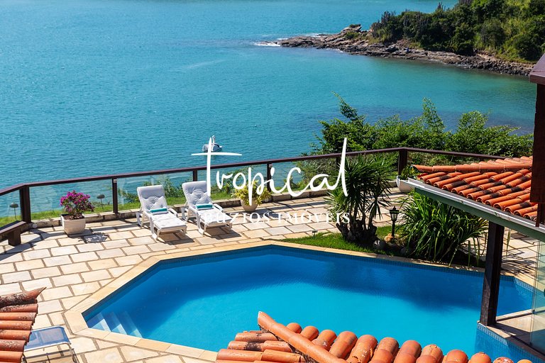 Casa na Praia, Piscina, Exclusividade na Ferradura