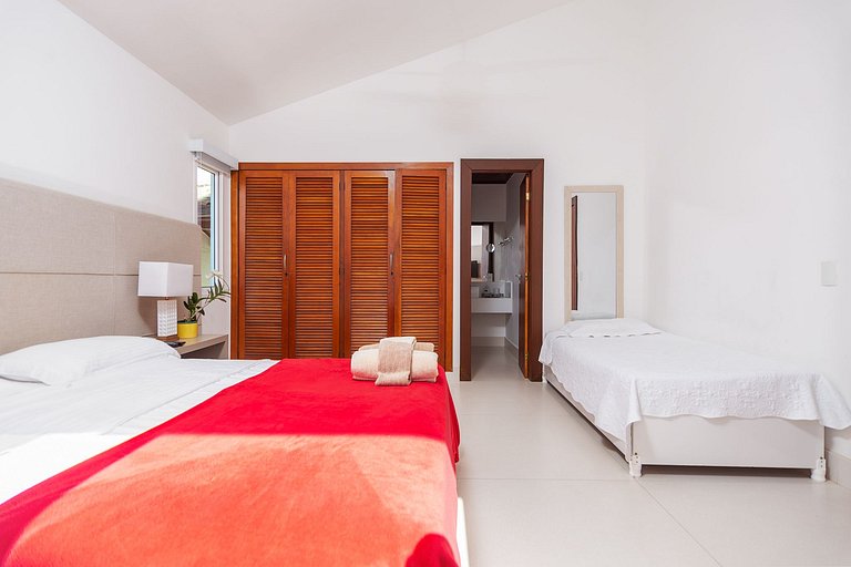 GB70 - Linda Casa a Passos da Praia de Geribá