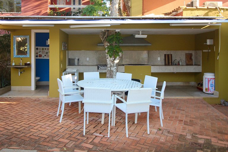 MG31 - Linda casa de frente para Praia de Manguinhos