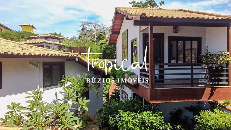 AB88 - Casa com alto lazer e vista para o mar de Búzios