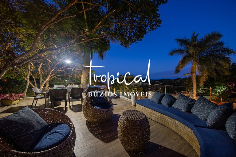 AB88 - Casa com alto lazer e vista para o mar de Búzios
