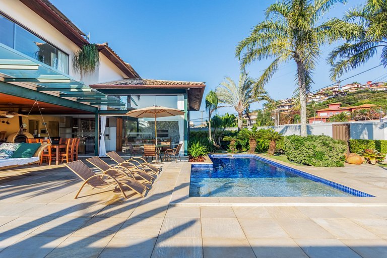 GB77 - Casa moderna com piscina e área gourmet em Geribá