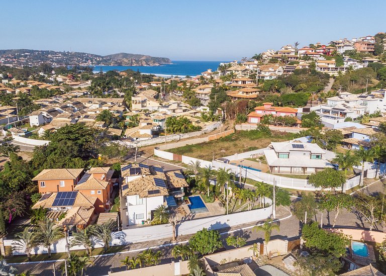 GB77 - Casa moderna com piscina e área gourmet em Geribá