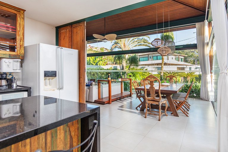 GB77 - Casa moderna com piscina e área gourmet em Geribá