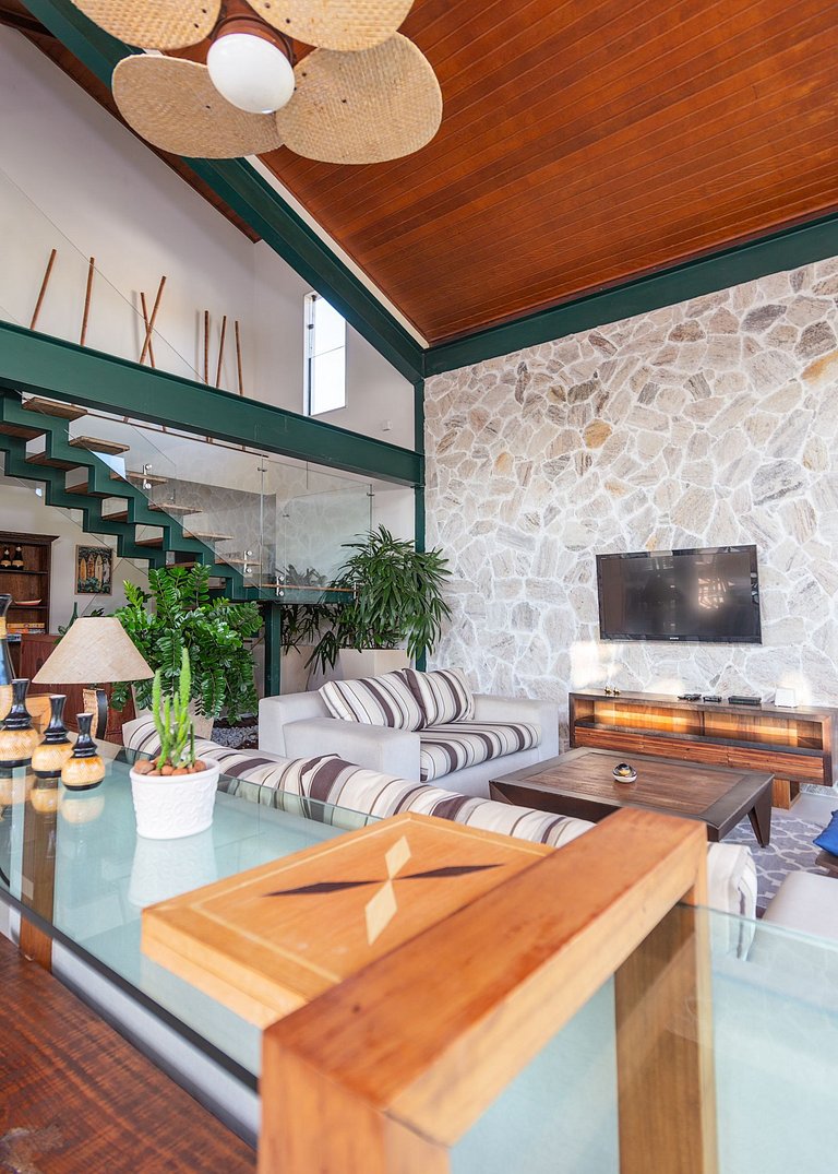 GB77 - Casa moderna com piscina e área gourmet em Geribá