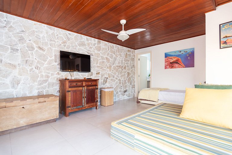 GB77 - Casa moderna com piscina e área gourmet em Geribá