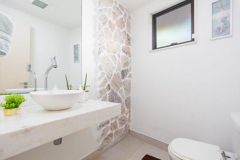 GB77 - Casa moderna com piscina e área gourmet em Geribá