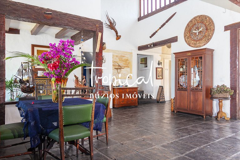 RA04 - Casa de praia para família em Búzios