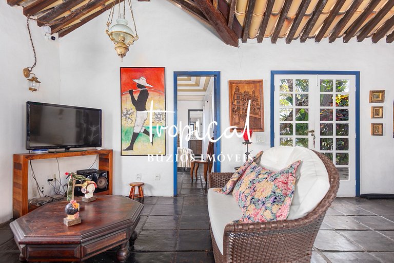 RA04 - Casa de praia para família em Búzios