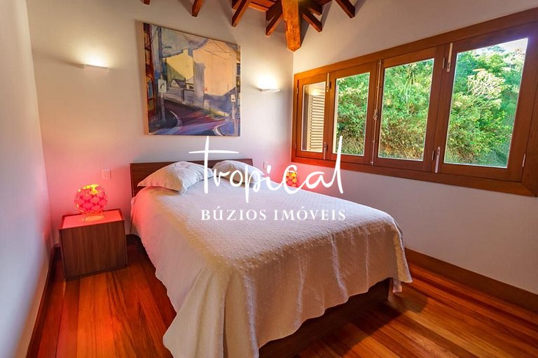 JF06 - Mansão em João Fernandes com vista deslumbrante