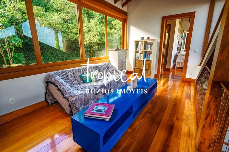 JF06 - Mansão em João Fernandes com vista deslumbrante