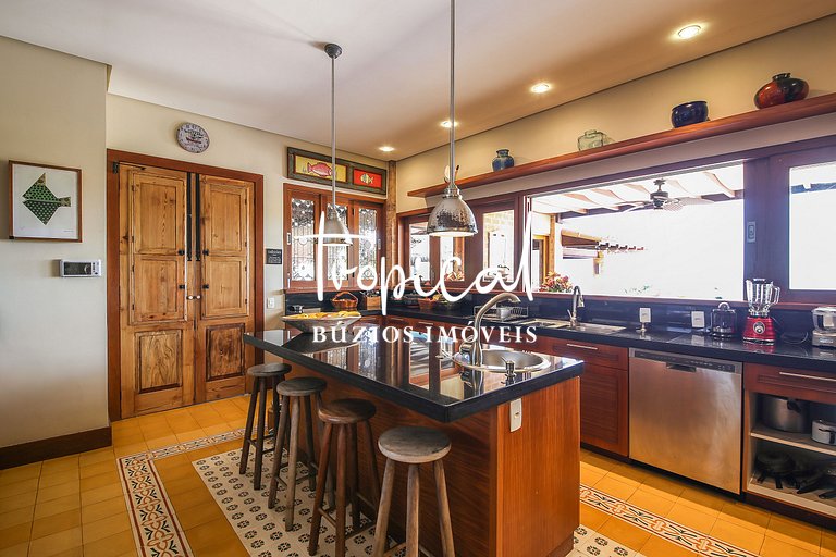 FI28 - Mansão Luxo Alto da Ferradurinha