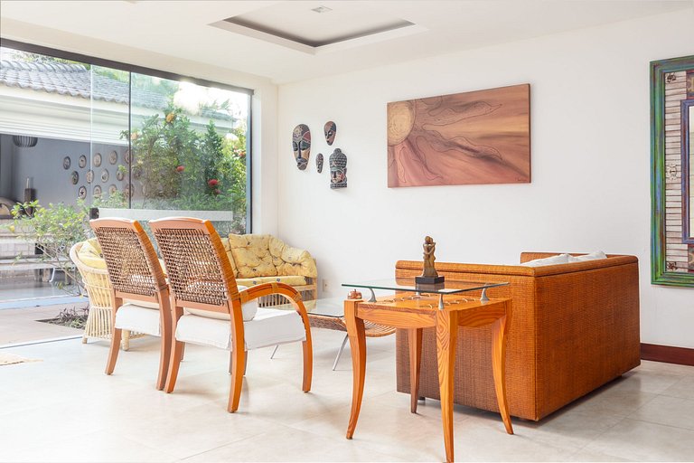 GB71 - Linda casa em Geriba