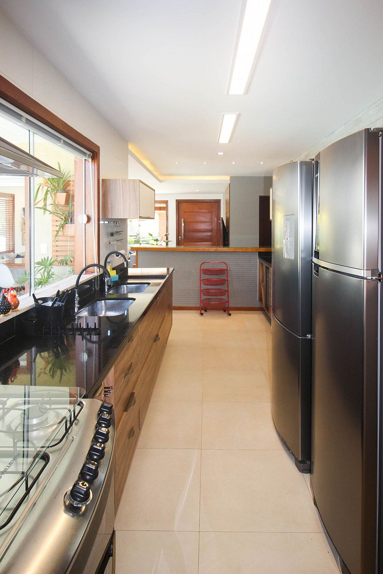 MG59 - Linda Casa a 250 metros da praia de Manguinhos