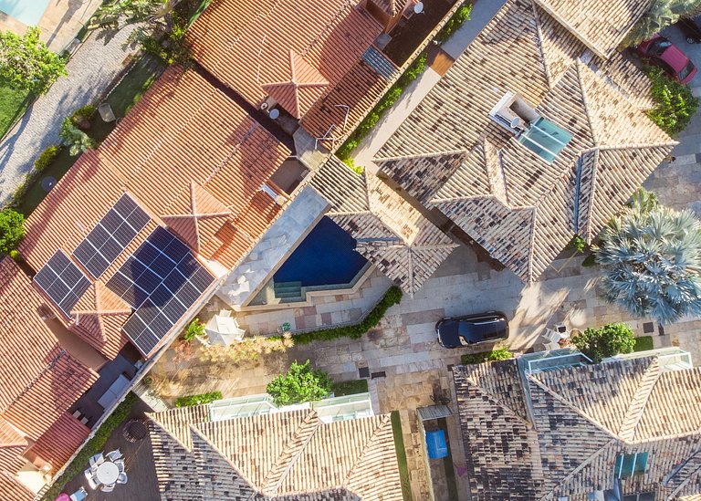 GB73 - Linda casa com piscina privativa