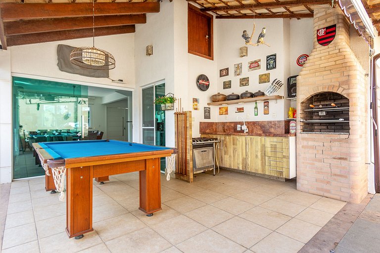 GB73 - Linda casa com piscina privativa