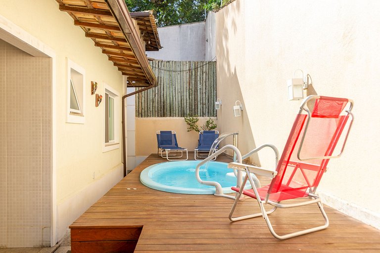 GB73 - Linda casa com piscina privativa