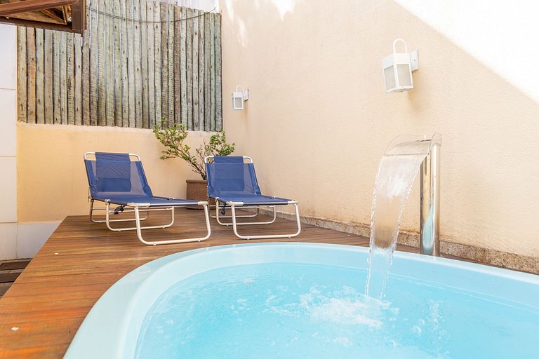GB73 - Linda casa com piscina privativa