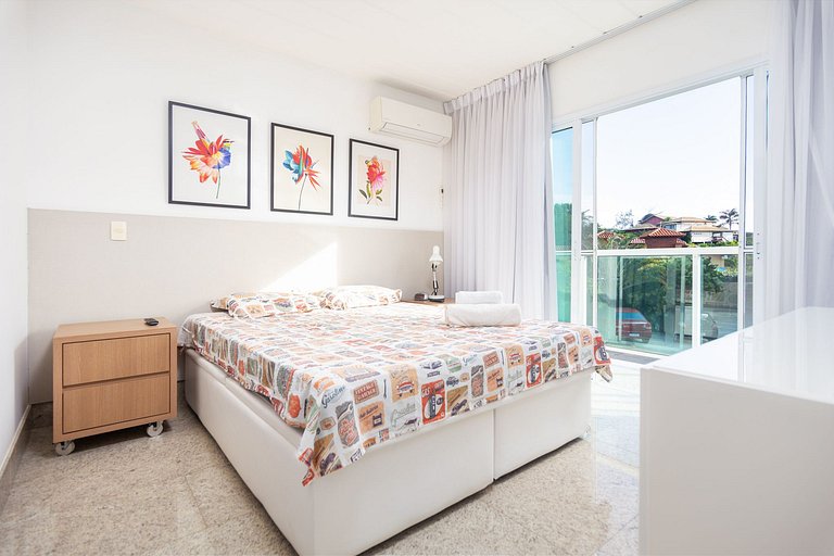 GB73 - Linda casa com piscina privativa