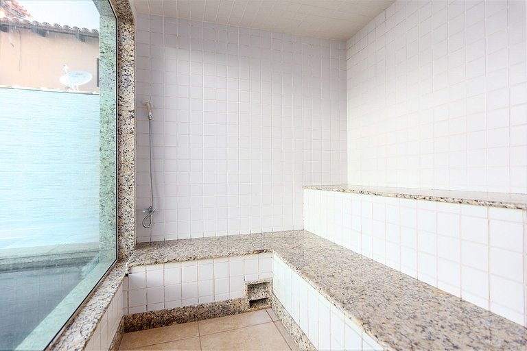 GB73 - Linda casa com piscina privativa