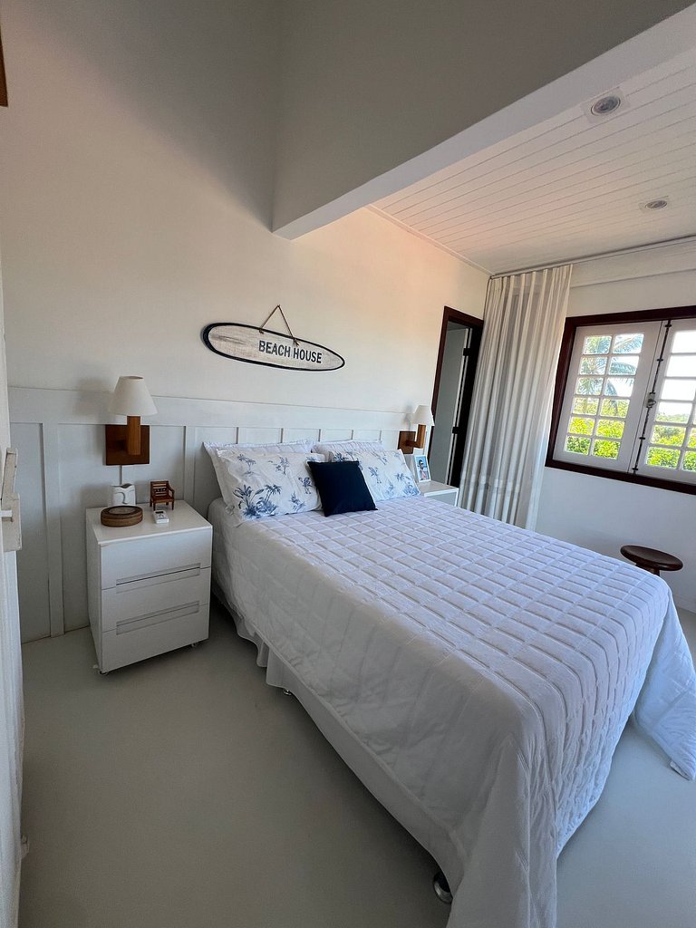 GB20 - Linda Casa com Piscina no Amarras