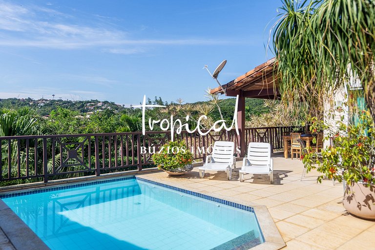 Casa à venda em condomínio a 600 metros da praia de Geribá