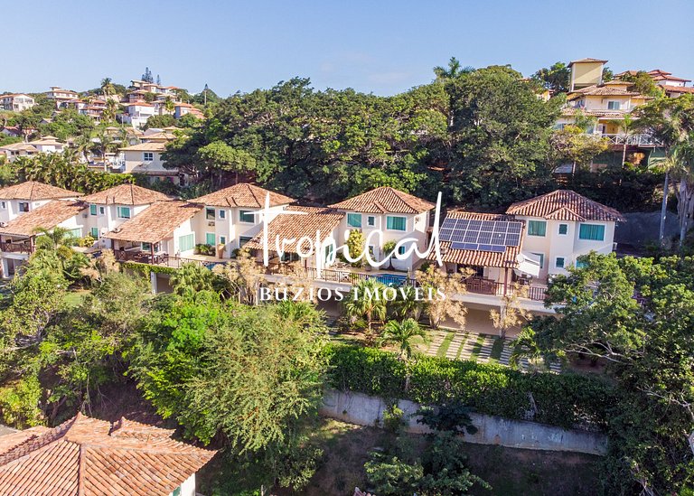 Casa à venda em condomínio a 600 metros da praia de Geribá