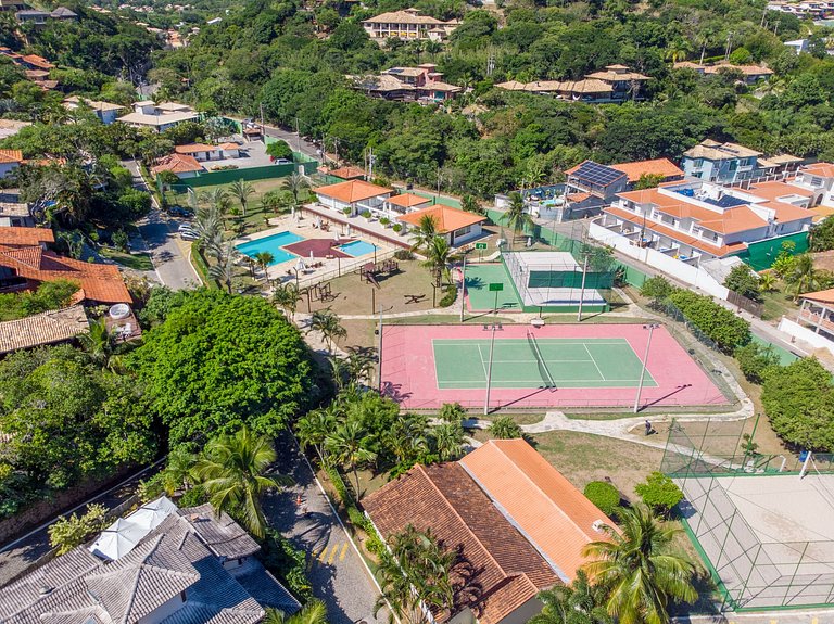 GB19 - Casa Linda no Condomínio Amarras, Acesso à Praia de G