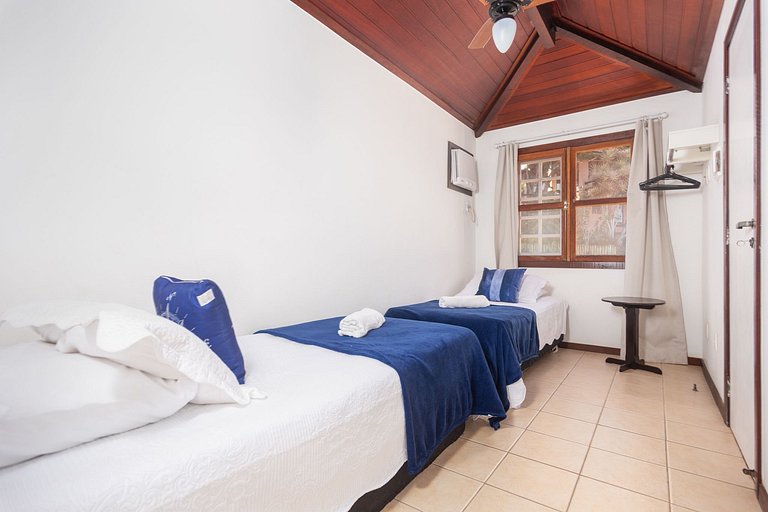 GB19 - Casa Linda no Condomínio Amarras, Acesso à Praia de G