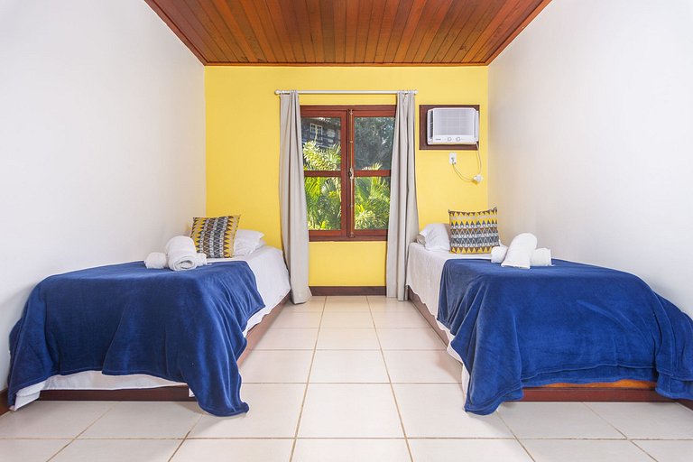 GB19 - Casa Linda no Condomínio Amarras, Acesso à Praia de G