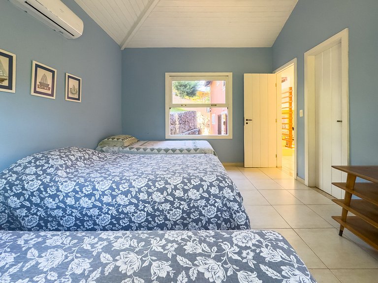 GB27 - Casa 2 min Geriba, vista, 4 quartos e conforto
