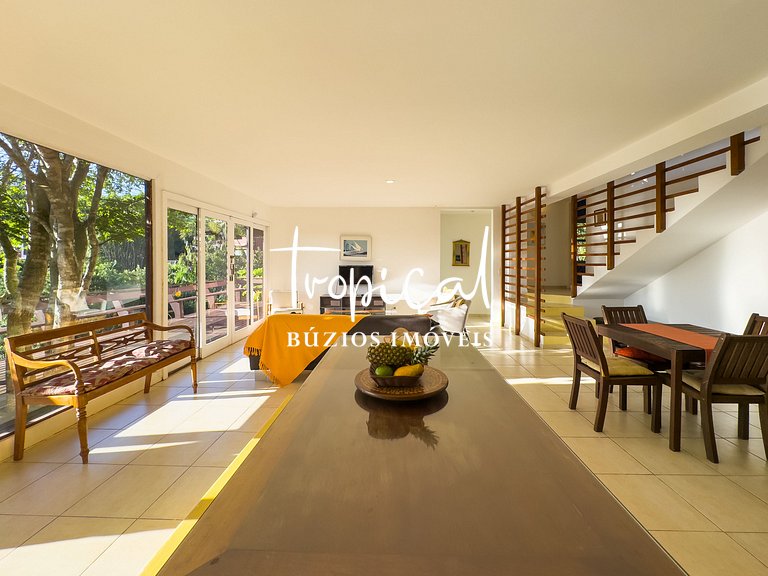 Casa à venda em Geribá com vista para praia