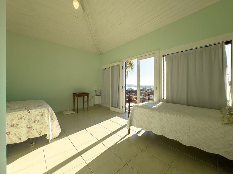 GB27 - Casa 2 min Geriba, vista, 4 quartos e conforto