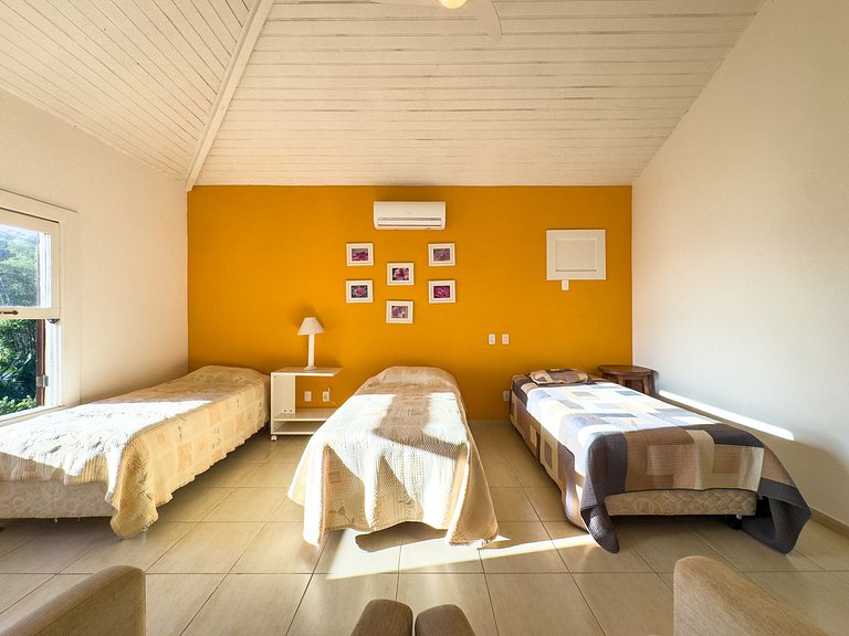 GB27 - Casa 2 min Geriba, vista, 4 quartos e conforto
